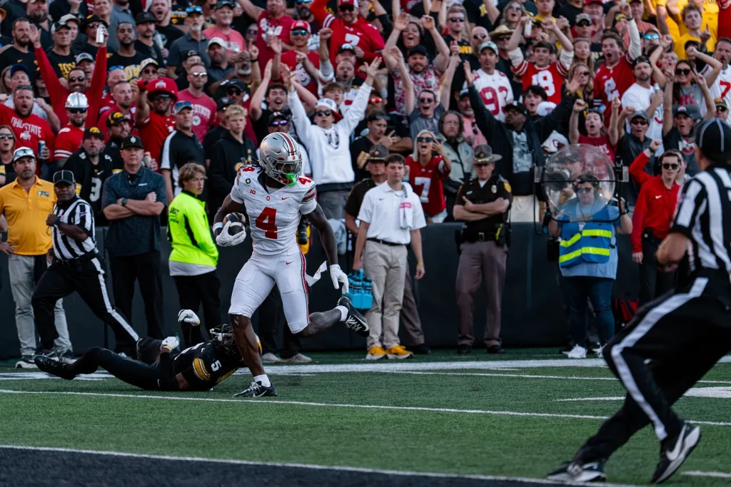 Jeremiah Smith, OSU defense lead Buckeyes to decisive win at Iowa